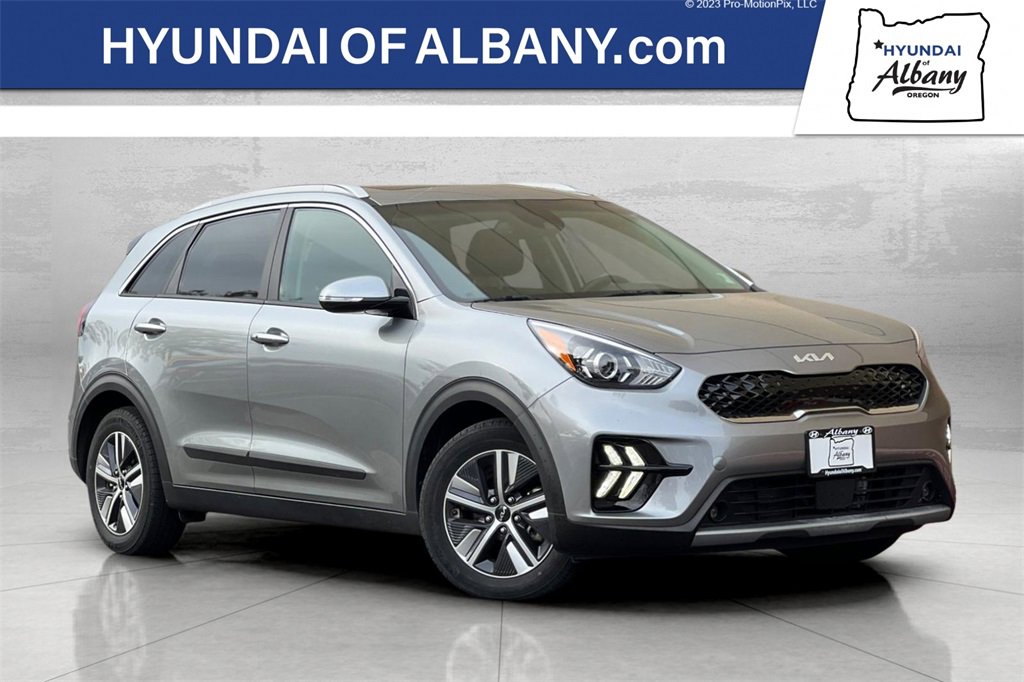 Used 2022 Kia Niro EX Premium