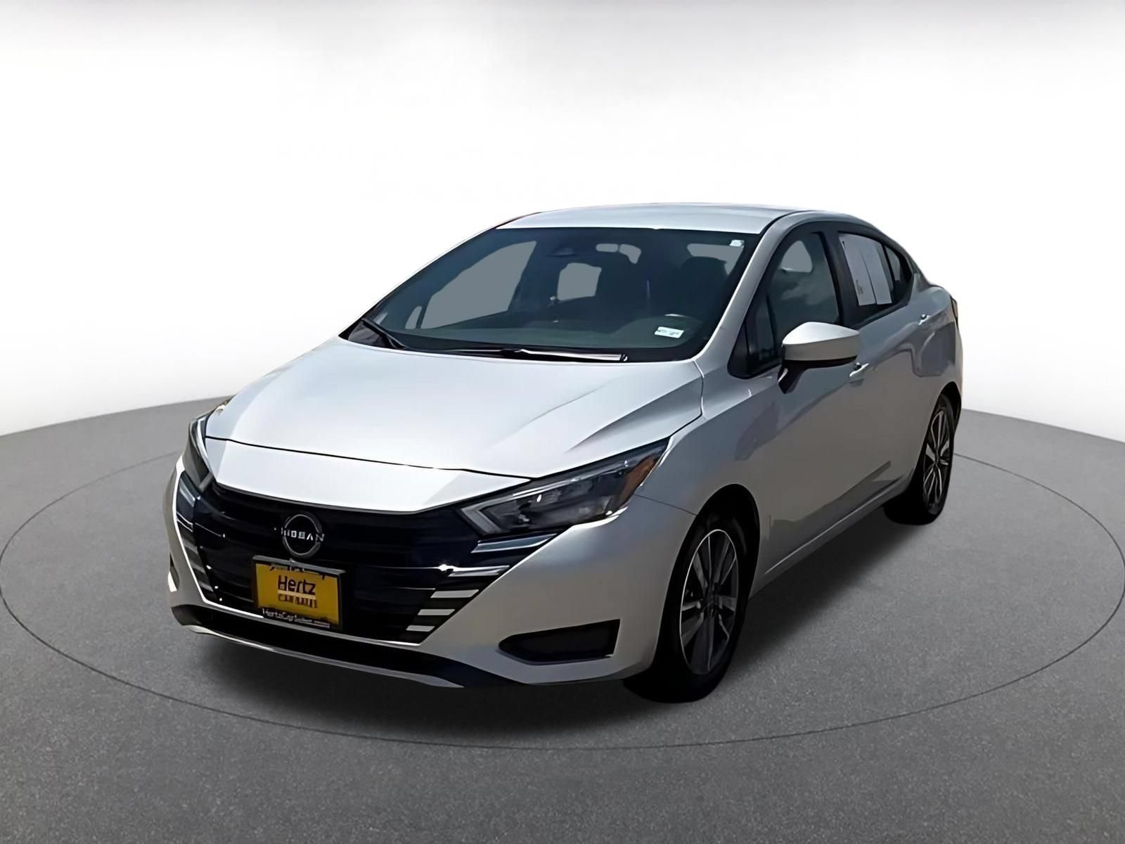 Used 2025 Nissan Versa SV FWD image 7