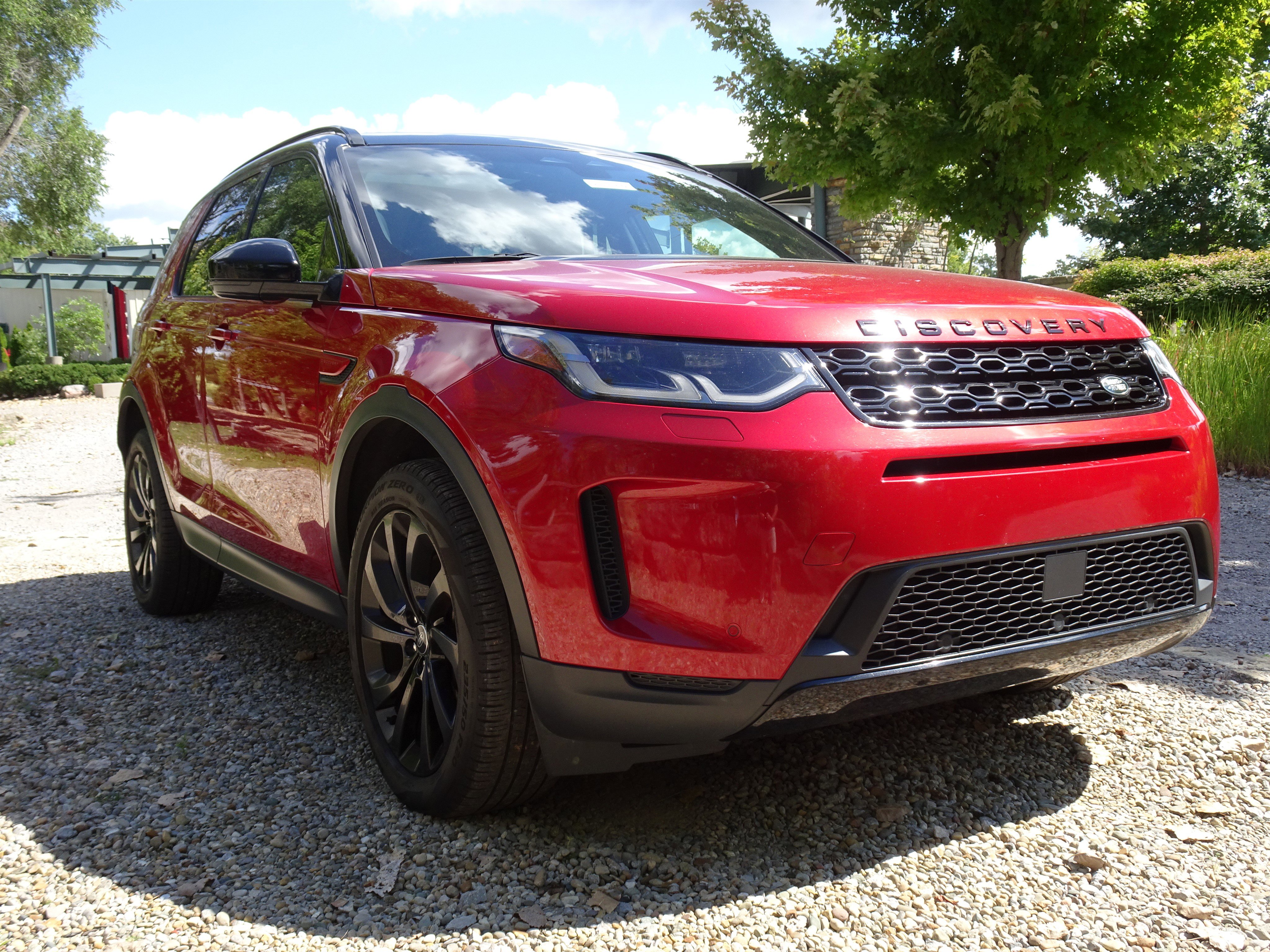 Used 2023 Land Rover Discovery Sport SE image 13
