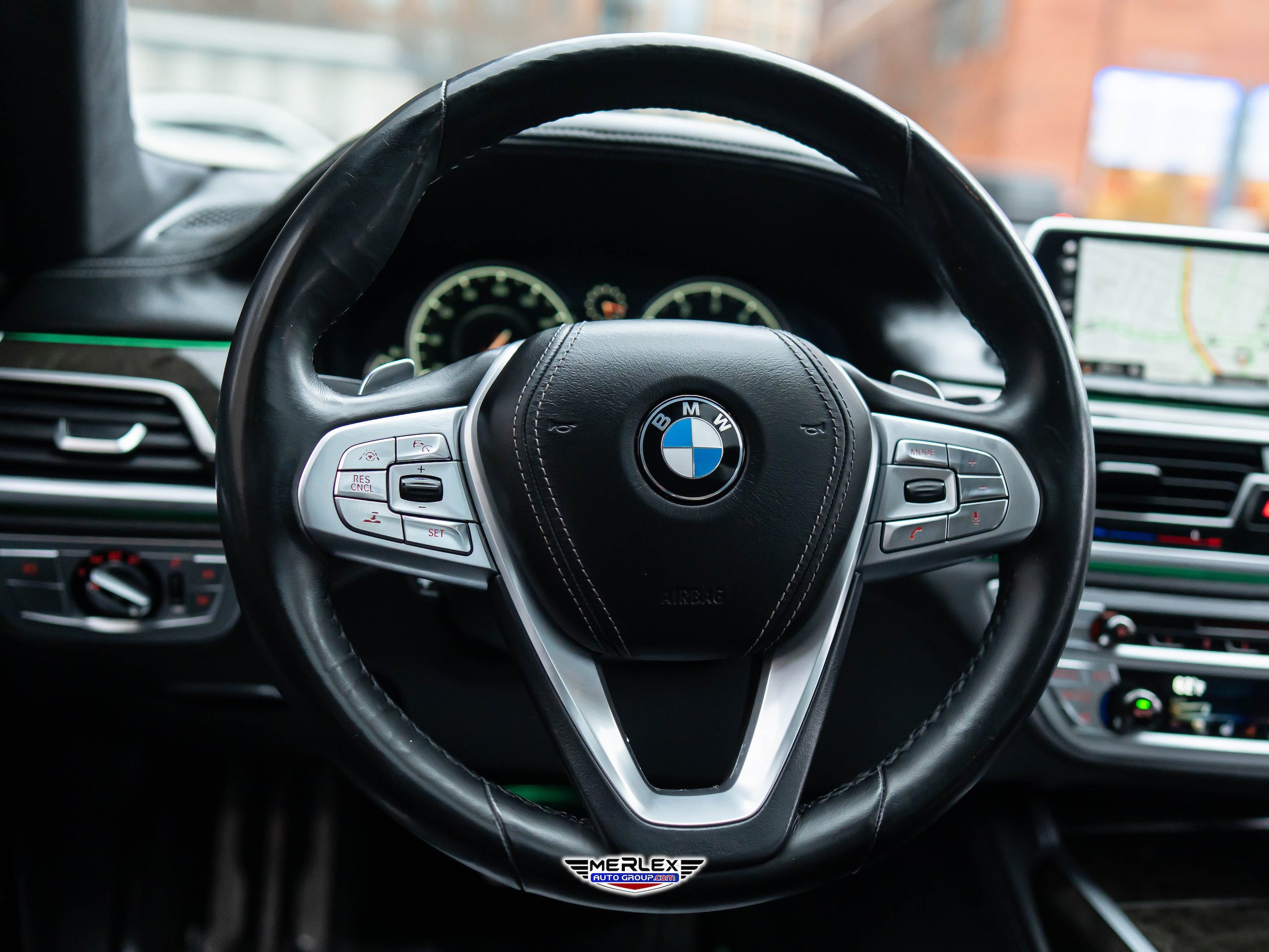 Used 2018 BMW 750i xDrive AWD/4WD image 24
