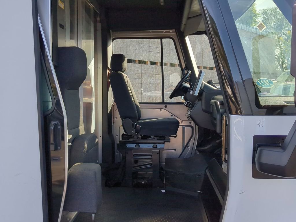 Used 2023 Chevrolet Brightdrop 600 w/ Active Safety Package 2 AWD/4WD image 29