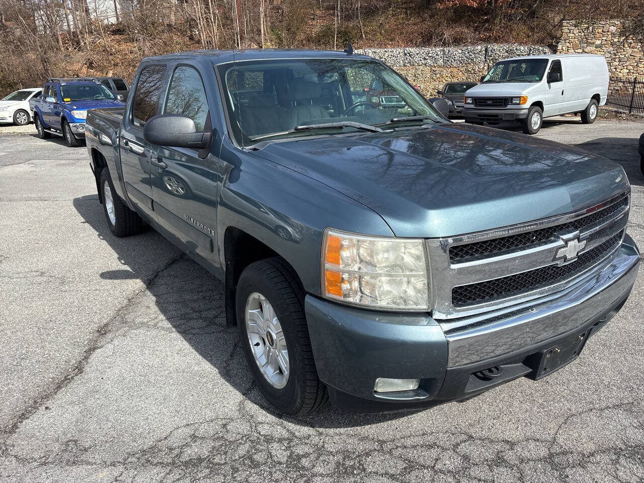 Used 2008 Chevrolet Silverado 1500 LT w/ Safety Package AWD/4WD image 4