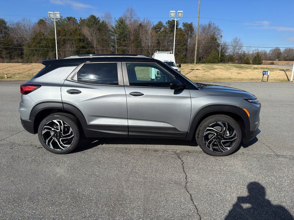 New 2026 Chevrolet TrailBlazer RS w/ Convenience Package image 3