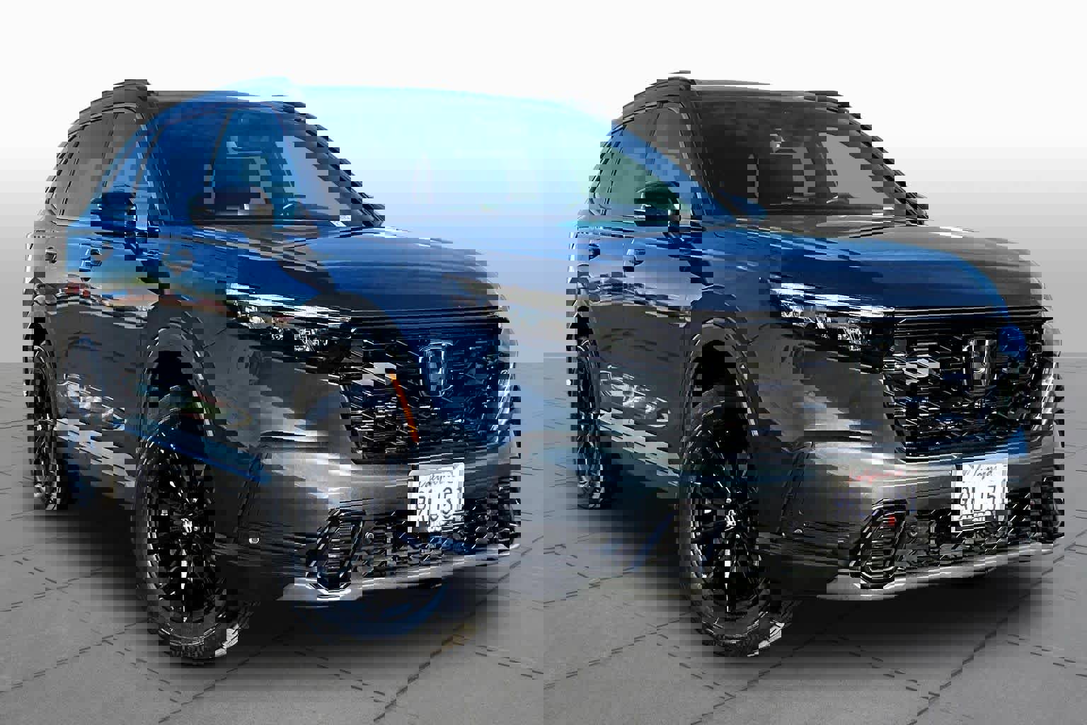 Used 2025 Honda CR-V Sport-L image 2