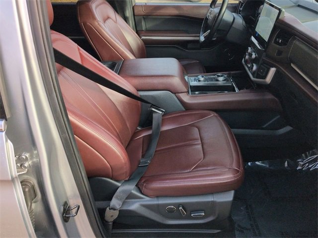 Used 2023 Ford Expedition Max Limited image 33