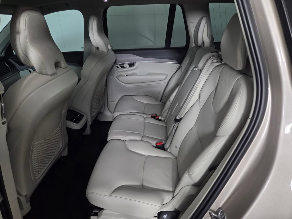 Used 2023 Volvo XC90 B6 Plus w/ Protection Package Premier AWD/4WD image 22
