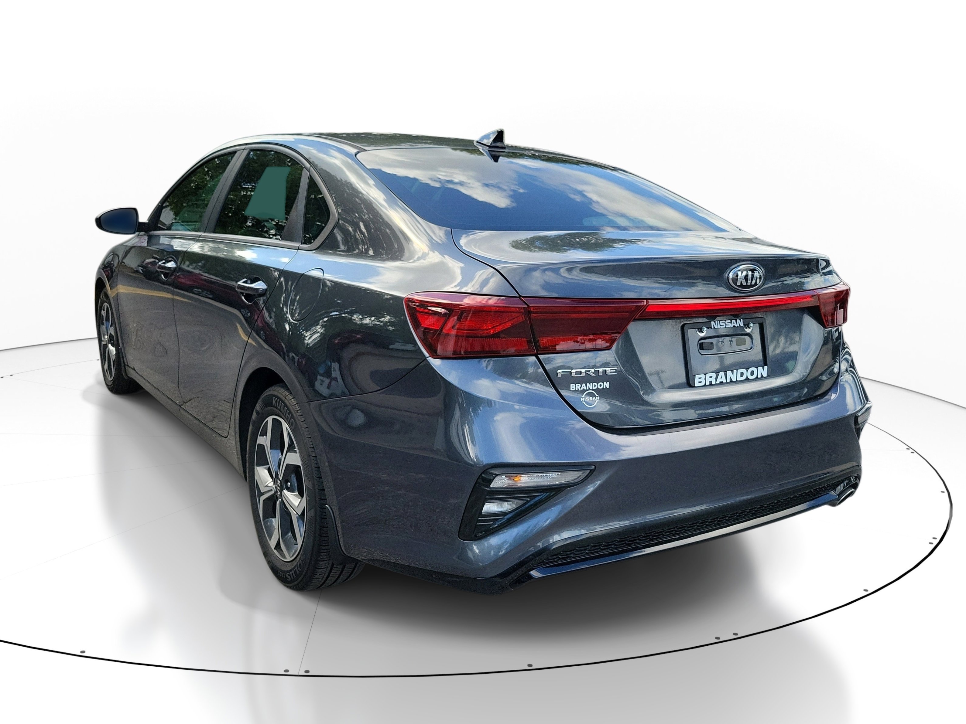 Used 2019 Kia Forte LXS FWD image 5