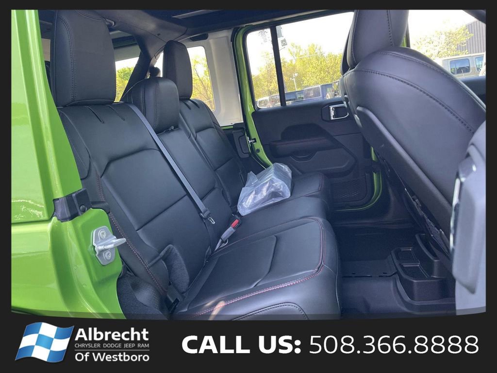 New 2026 Jeep Wrangler Unlimited Rubicon AWD/4WD image 15