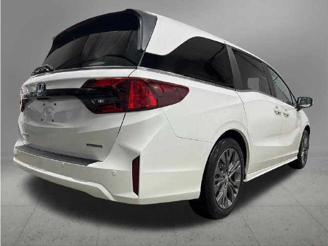 New 2027 Honda Odyssey Touring image 5