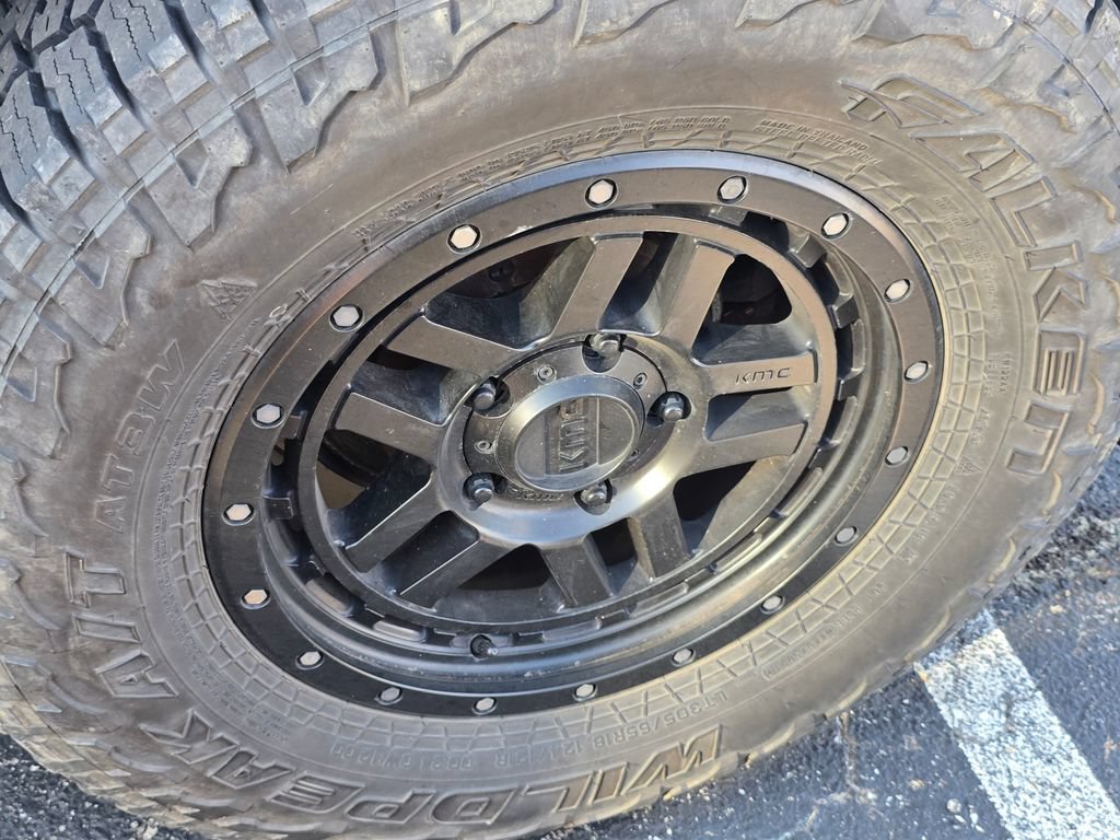 Used 2020 Toyota Tundra SR5 AWD/4WD image 10