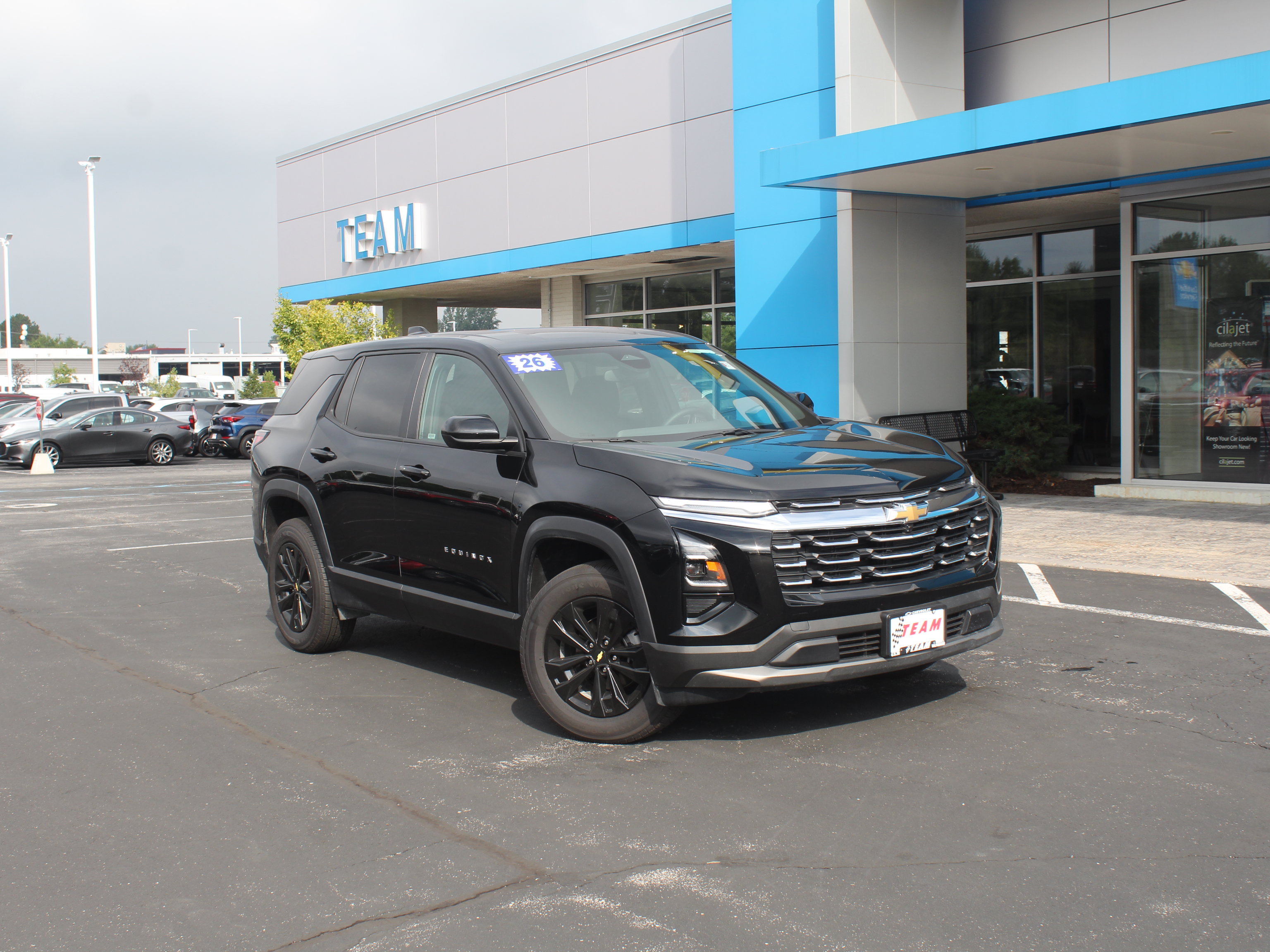 Used 2026 Chevrolet Equinox LT FWD image 4