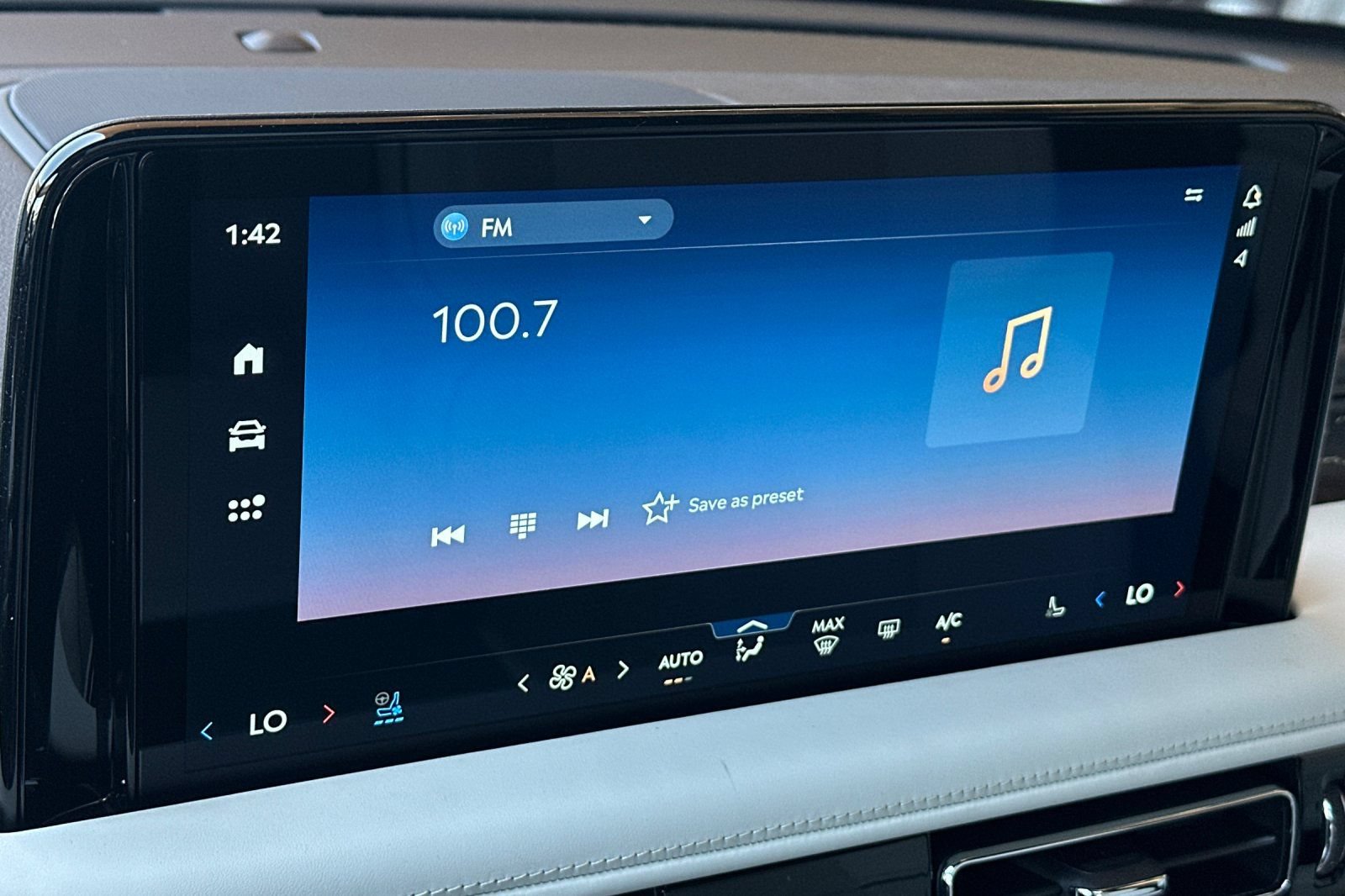 New 2026 Lincoln Aviator Black Label w/ Black Label Special Edition AWD/4WD image 18