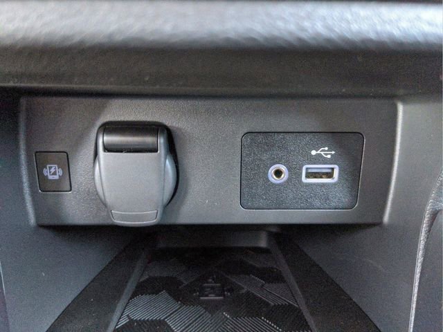 New 2025 Nissan Versa SV w/ Trunk Package image 29