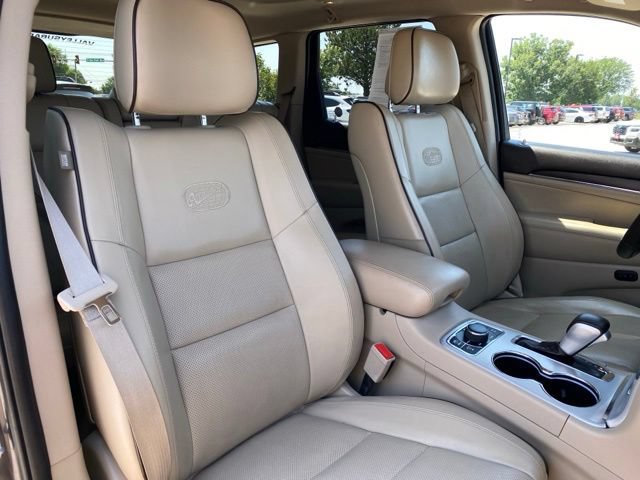 Used 2020 Jeep Grand Cherokee Overland w/ Interior Metal Package AWD/4WD image 9