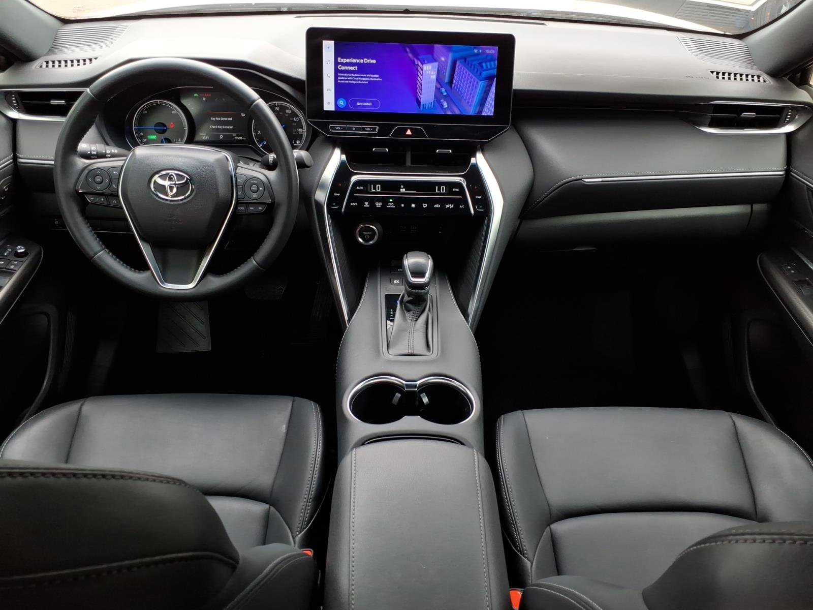 Used 2024 Toyota Venza XLE AWD/4WD image 16