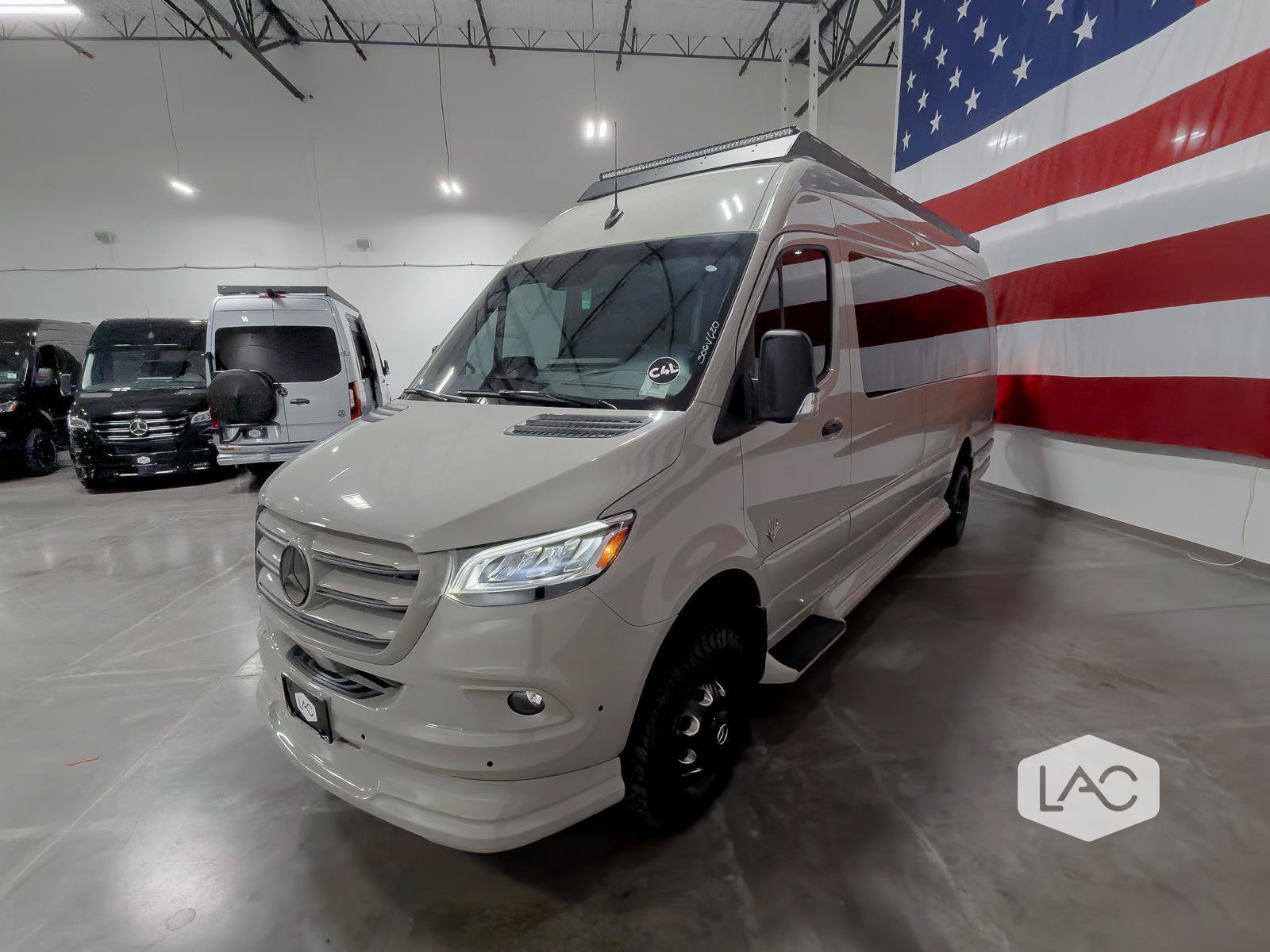 Used 2025 Mercedes-Benz Sprinter 3500 image 39