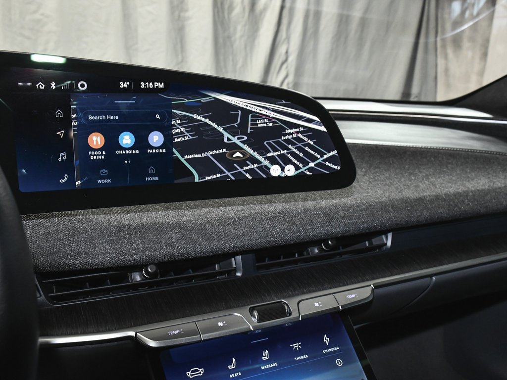 Used 2024 Lucid Air Grand Touring image 40