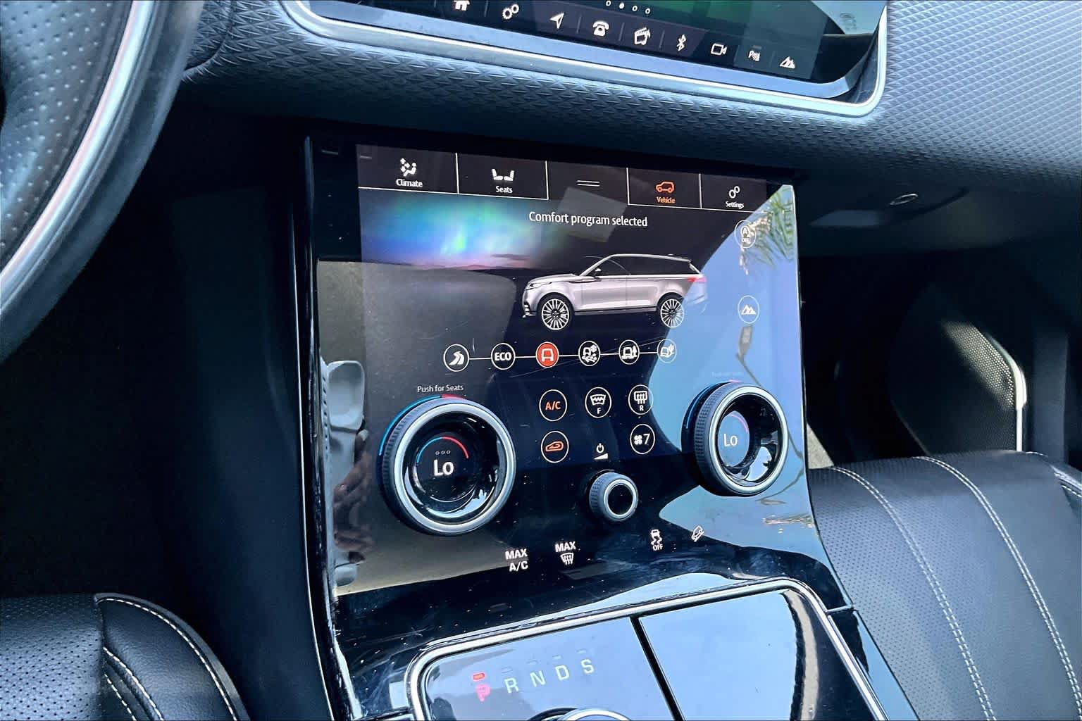 Used 2020 Land Rover Range Rover Velar R-Dynamic S AWD/4WD image 34