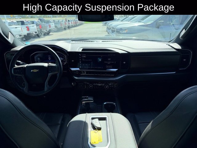 Used 2022 Chevrolet Silverado 1500 High Country w/ High Country Premium Package AWD/4WD image 7