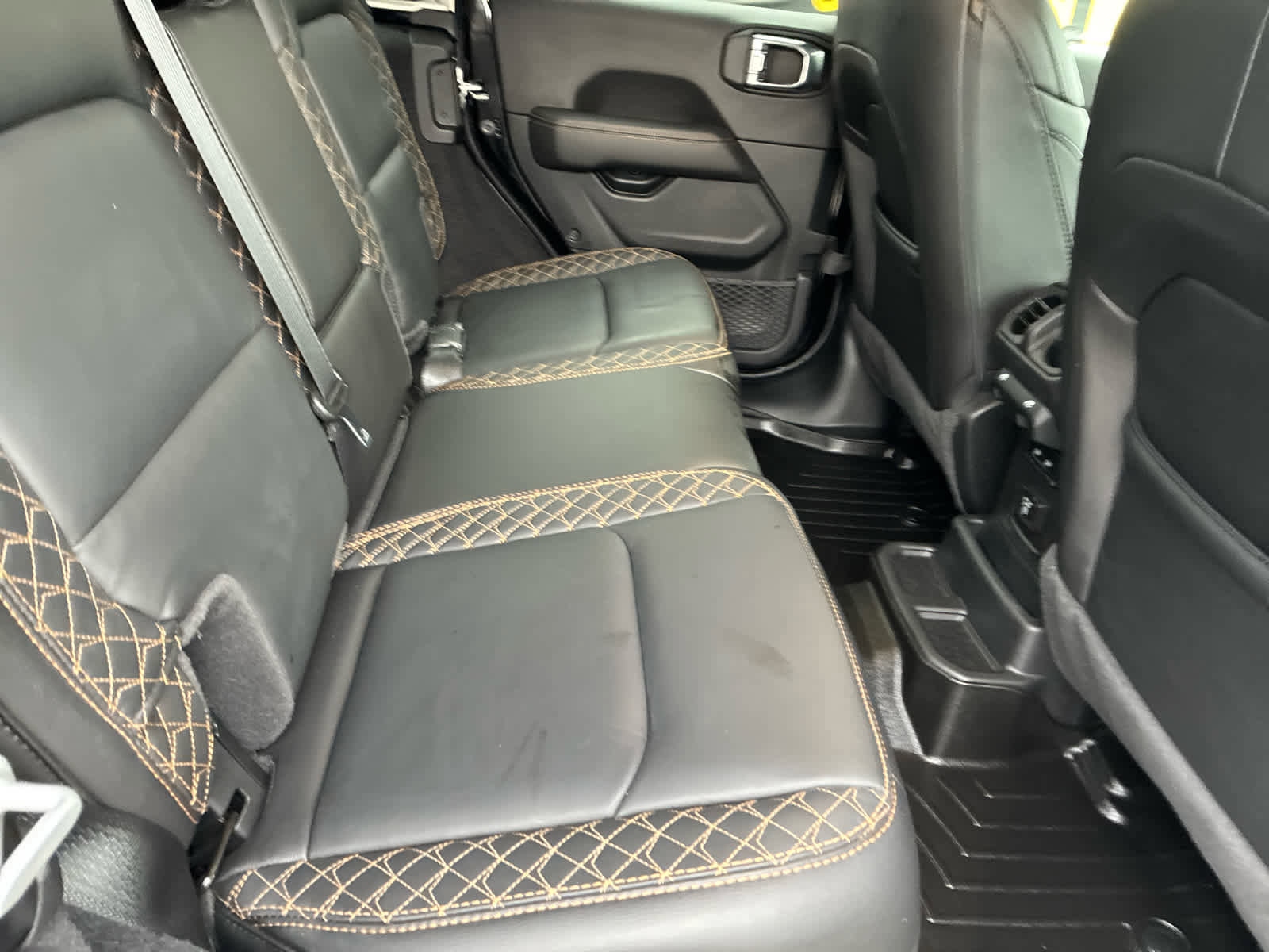 Used 2021 Jeep Wrangler Unlimited Sahara image 17