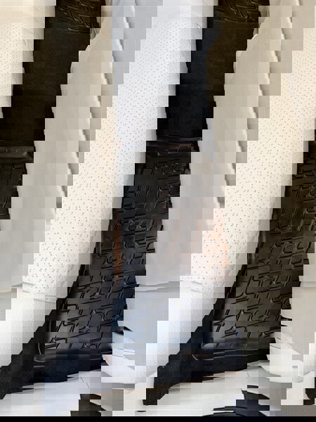 Used 2022 Mercedes-Benz GLC 300 4MATIC w/ Premium Package Lite image 51