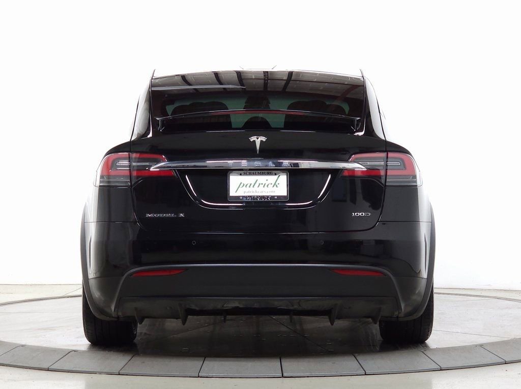 Used 2018 Tesla Model X 75D image 7