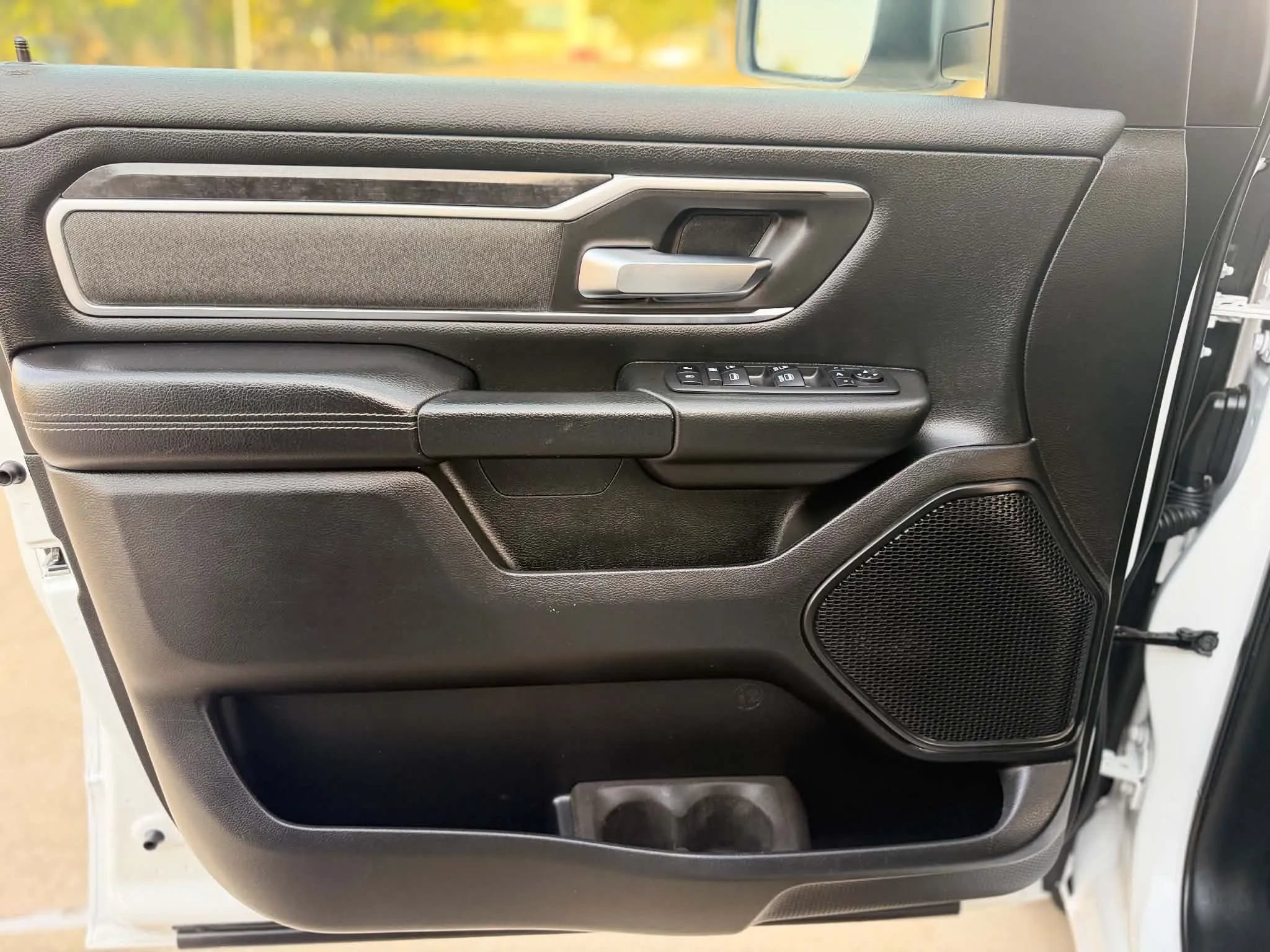 Used 2019 RAM 1500 Big Horn AWD/4WD image 10