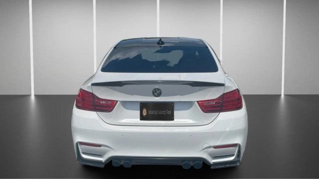 Used 2017 BMW M4 Coupe RWD image 7