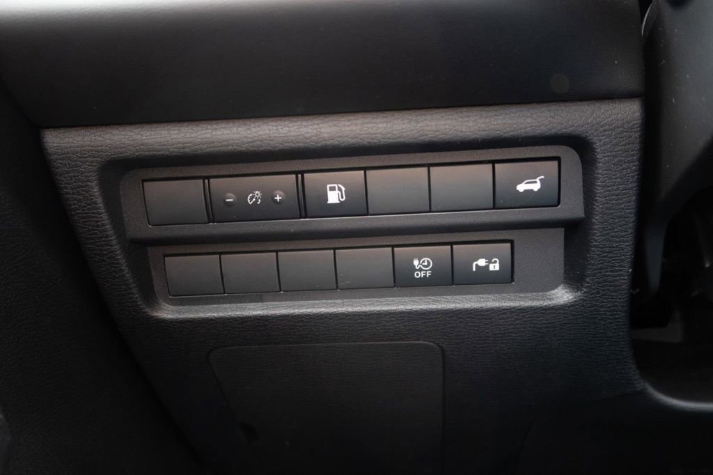 New 2024 Mitsubishi Outlander 4WD Plug-In Hybrid image 35