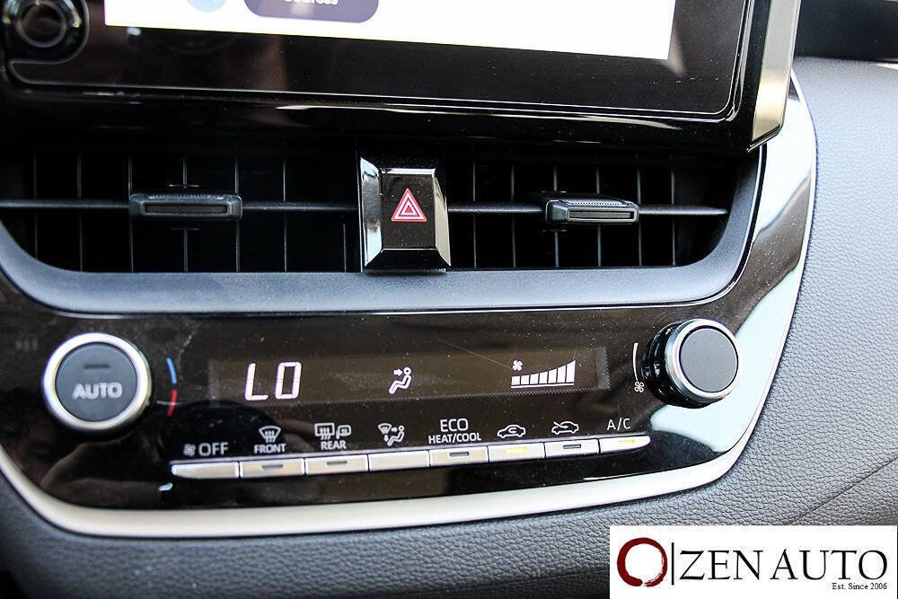 Used 2026 Toyota Corolla LE w/ LE Premium Package FWD image 14