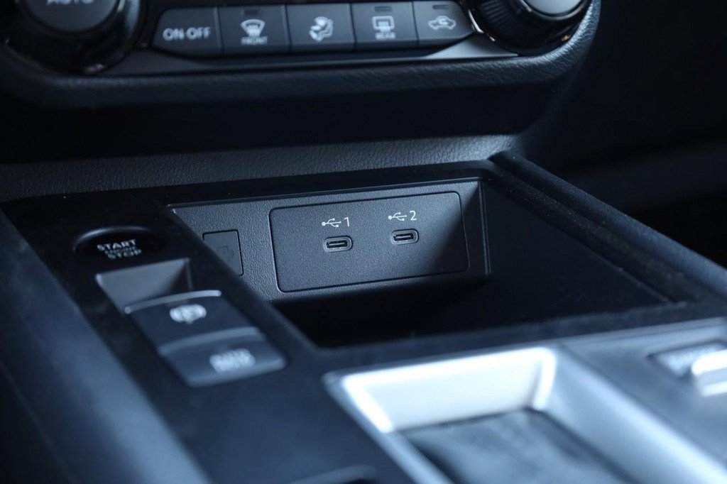 New 2026 Nissan Kicks SV w/ SV Premium Package image 17