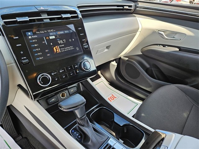 Used 2024 Hyundai Tucson SE image 19
