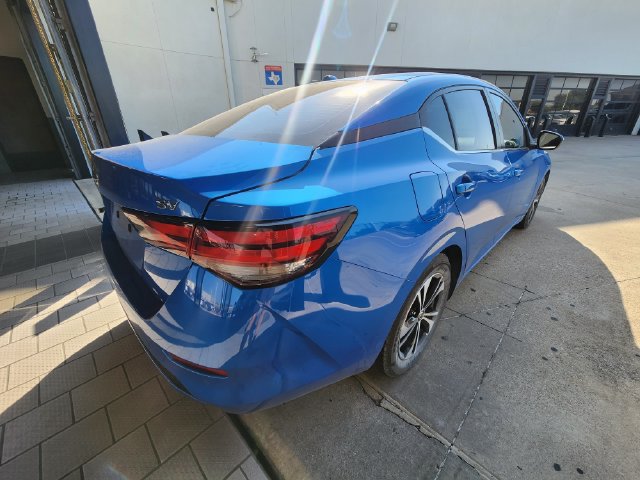 Used 2022 Nissan Sentra SV FWD image 4