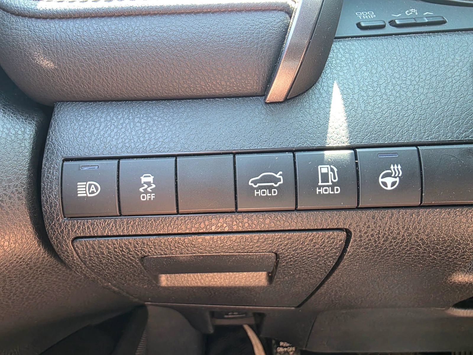 Used 2023 Toyota Camry SE FWD image 14