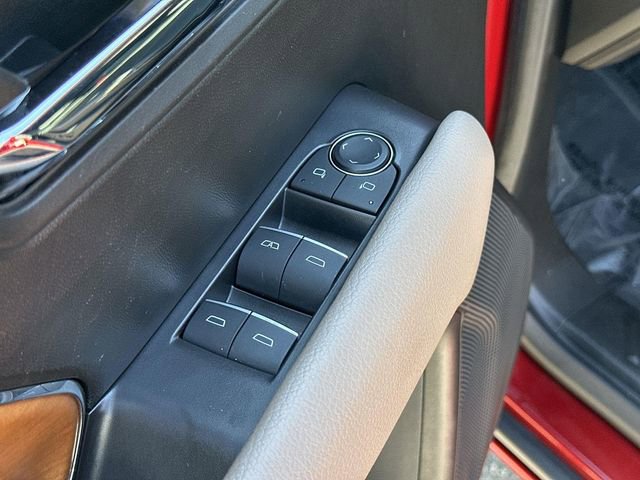 Used 2024 GMC Canyon Denali image 23