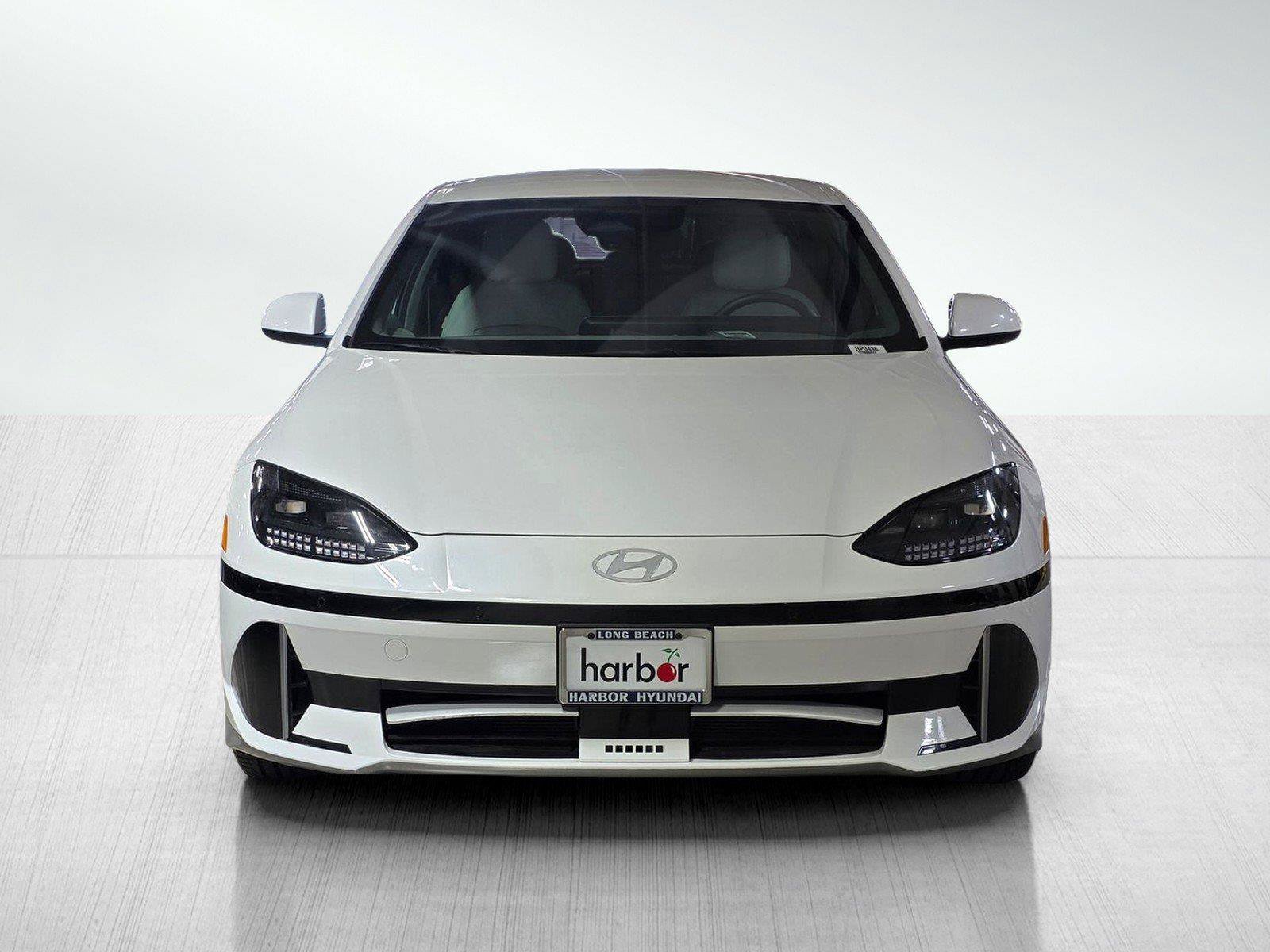 Used 2023 Hyundai Ioniq 6 SEL RWD image 2