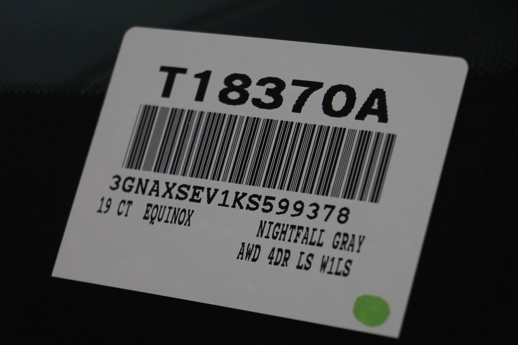 Used 2019 Chevrolet Equinox LS w/ LS Convenience Package image 23