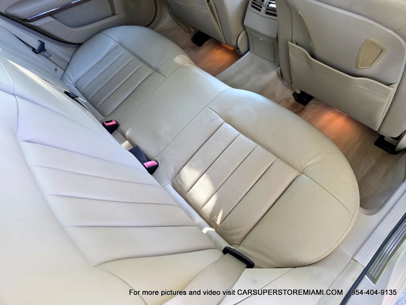 Used 2011 Mercedes-Benz E 350 4MATIC Wagon image 32