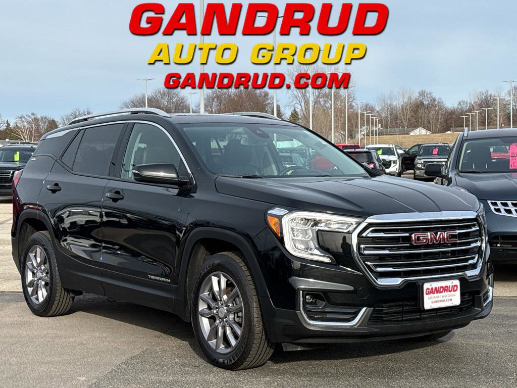 Used 2024 GMC Terrain SLT w/ Infotainment Package II