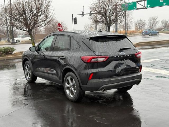 Used 2025 Ford Escape ST-Line video 3