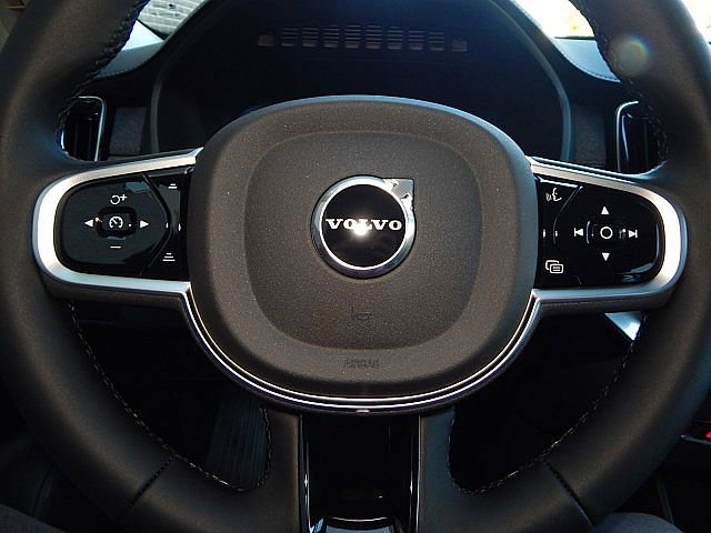 New 2026 Volvo XC90 B6 Ultra w/ Lounge Package image 23