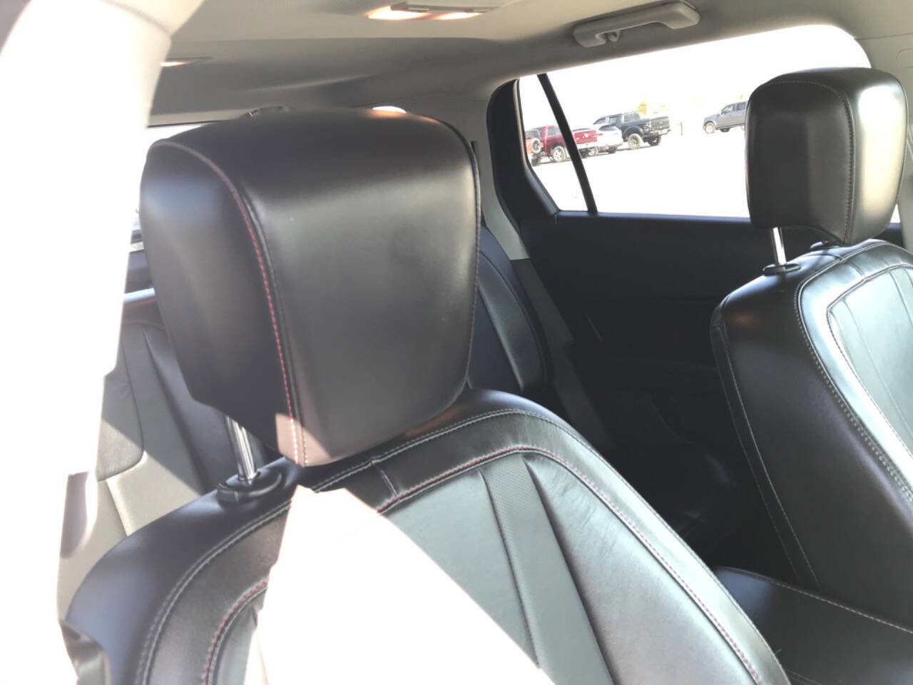 Used 2015 GMC Terrain SLT w/ Open Road Package AWD/4WD image 12