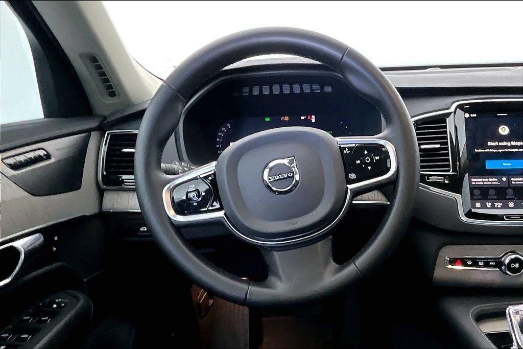 Used 2025 Volvo XC90 T8 Ultra w/ Lounge Package AWD/4WD image 6