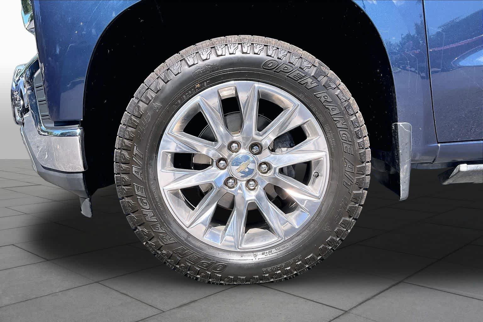 Used 2022 Chevrolet Silverado 1500 LTZ AWD/4WD image 10