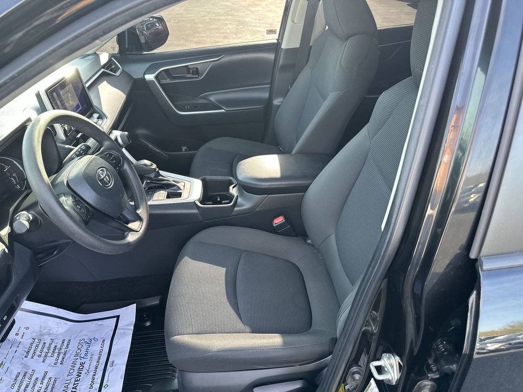 Used 2023 Toyota RAV4 LE image 11