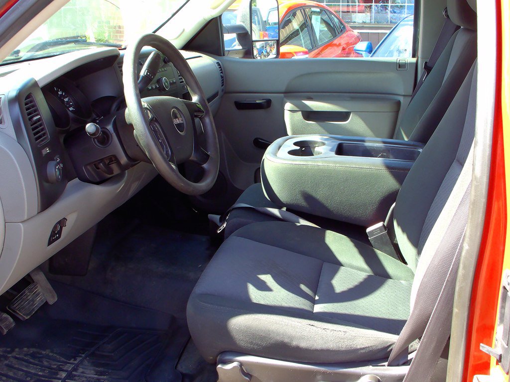Used 2012 GMC Sierra 1500 W/T RWD image 6