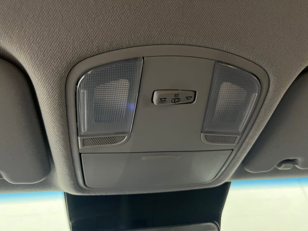 Used 2023 Hyundai Kona SE image 22