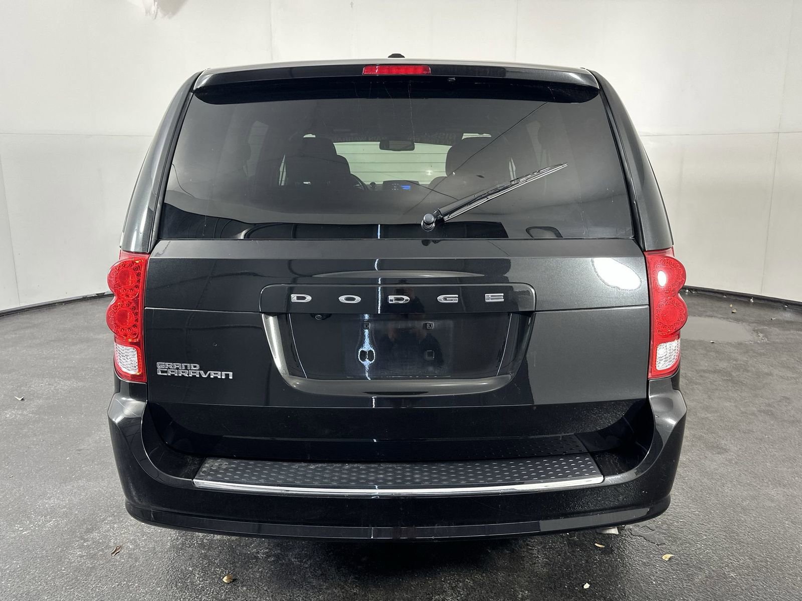 Used 2020 Dodge Grand Caravan SE image 10