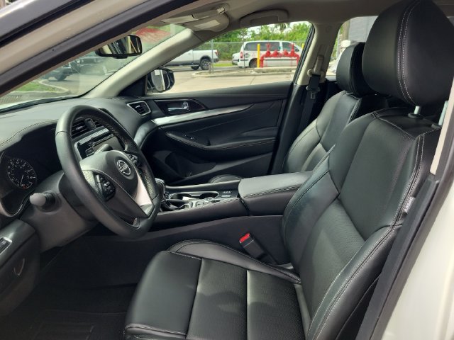 Used 2023 Nissan Maxima SV w/ Floor Mat Group FWD image 18