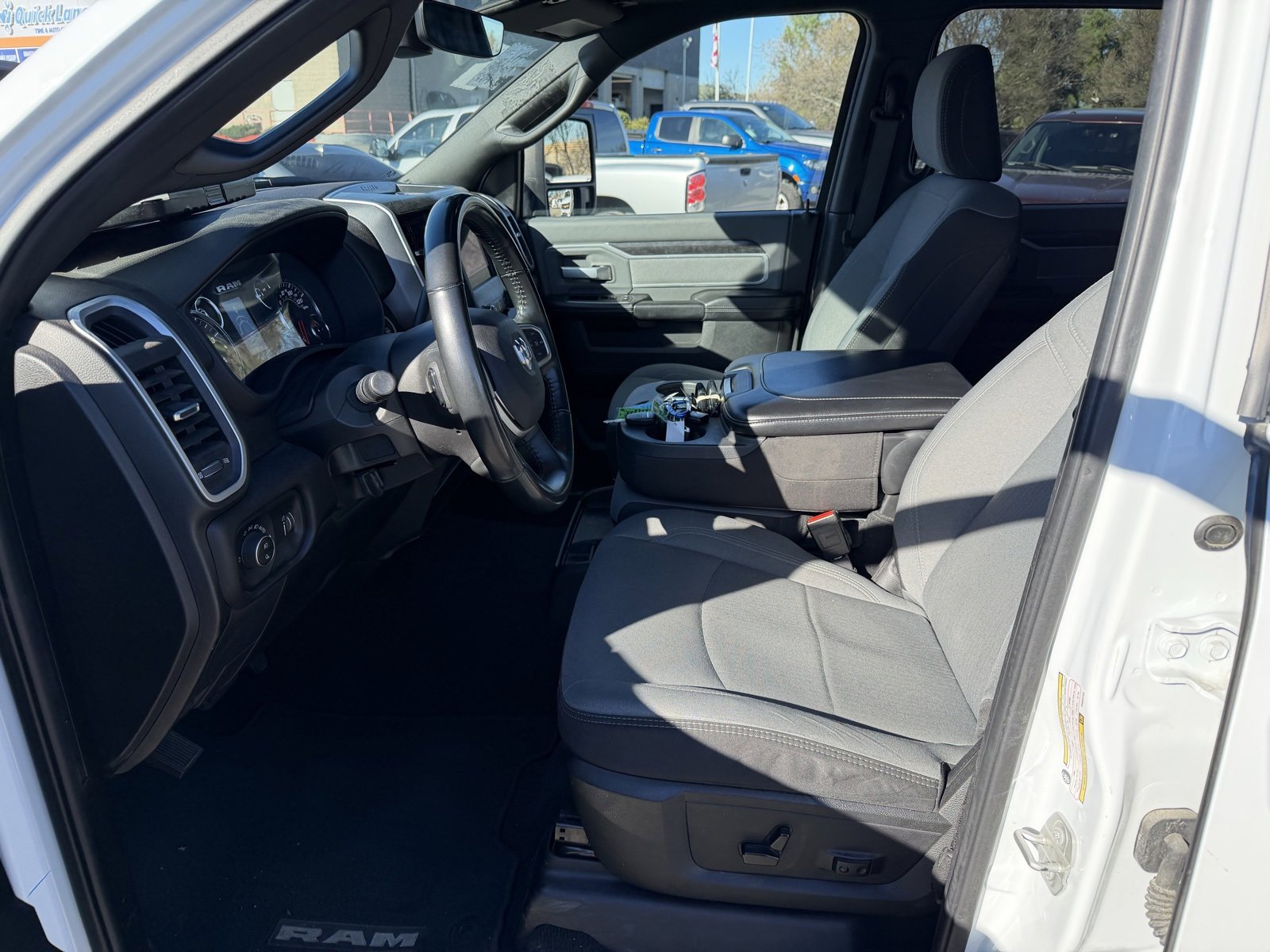 Used 2023 RAM 2500 Big Horn w/ Level 1 Equipment Group image 10